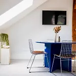 Oldtown Design - Near - Schlossberg View - By Casa Momo 아파트 *